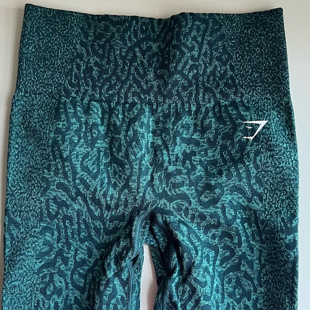 Gym shark biker shorts XS
